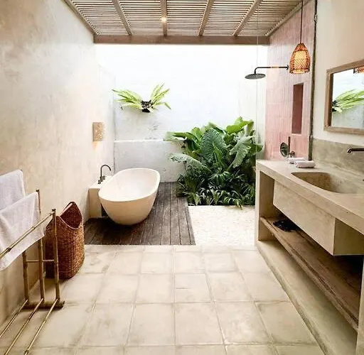 Natural And Peaceful Sentosa Villa *